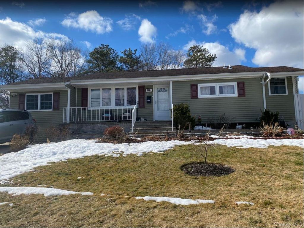 Photo of 194 Hilltop Drive, Brentwood, NY 11717 (MLS # 963944)