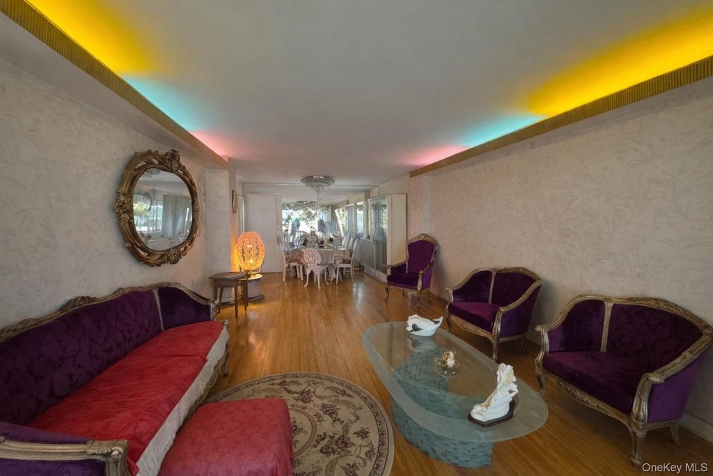 Photo of 61-20 Grand Central Parkway #C1102, Forest Hills, NY 11375 (MLS # 962120)