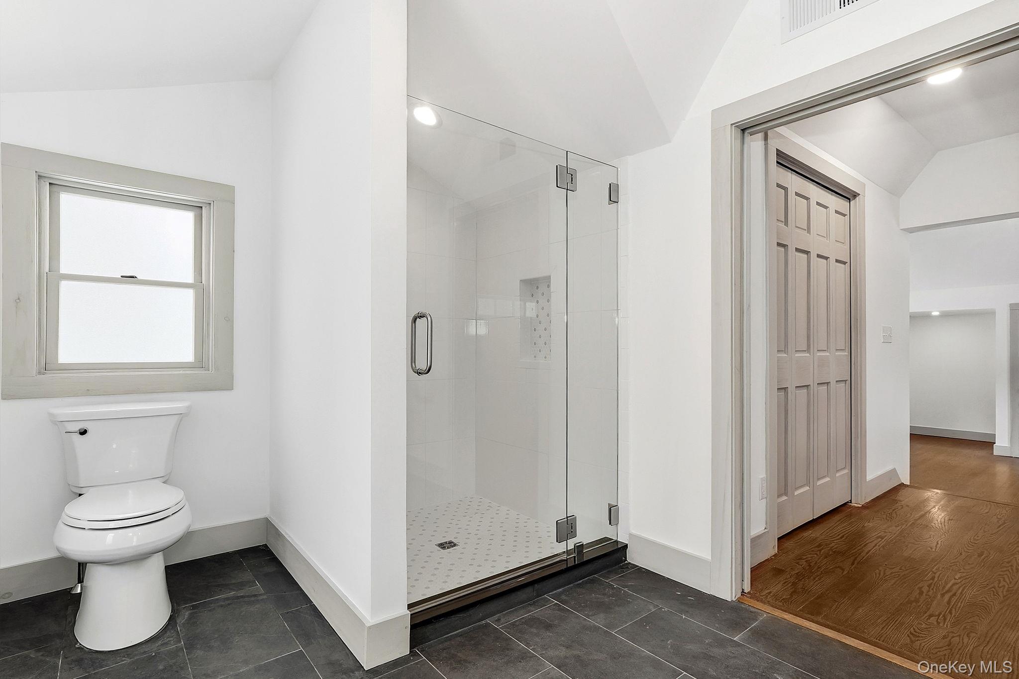 Rhinebeck, New York 12572, United States, 3 Bedrooms Bedrooms, ,3 BathroomsBathrooms,Residential,Active,251840