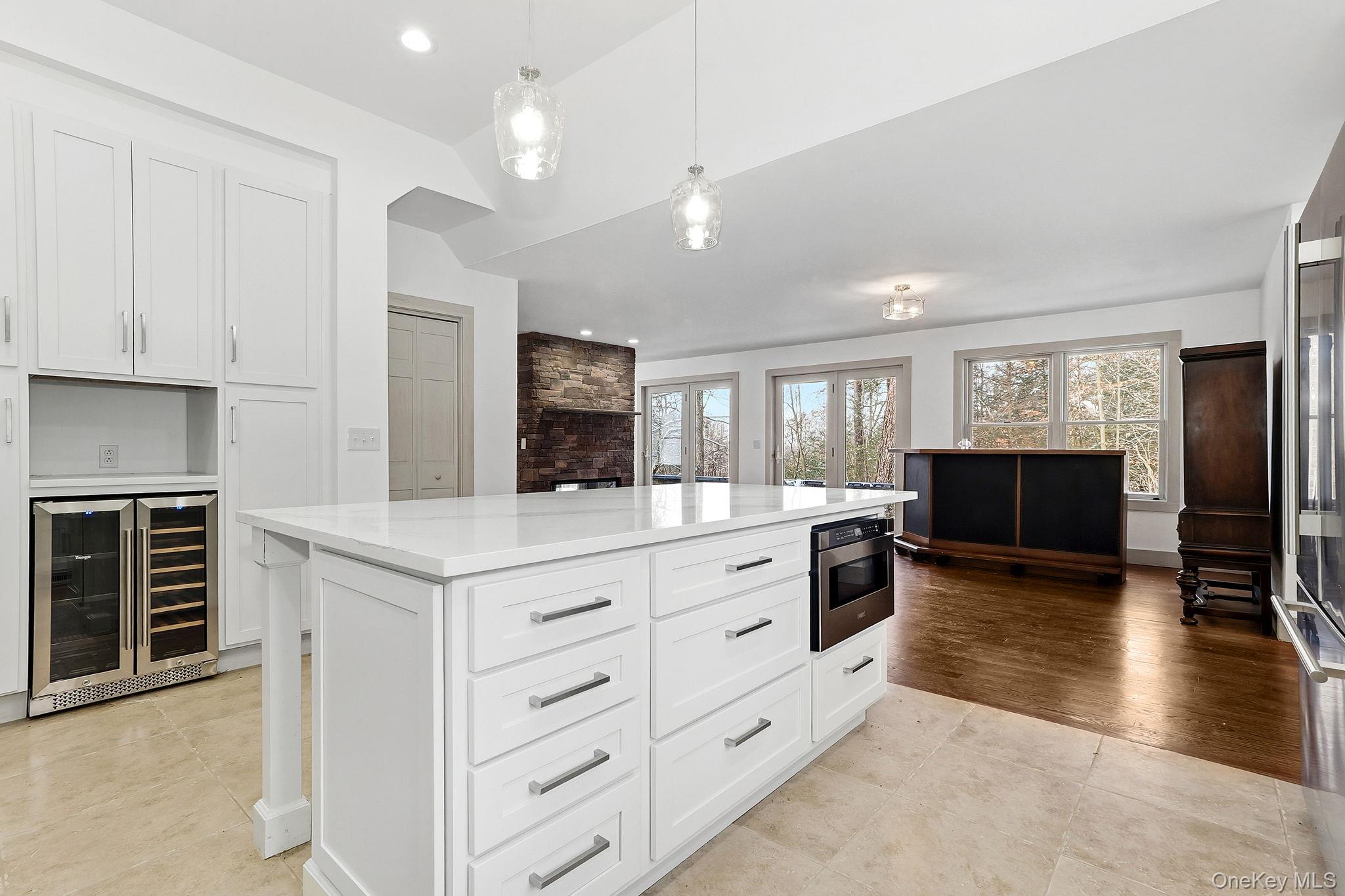 Rhinebeck, New York 12572, United States, 3 Bedrooms Bedrooms, ,3 BathroomsBathrooms,Residential,Active,251840