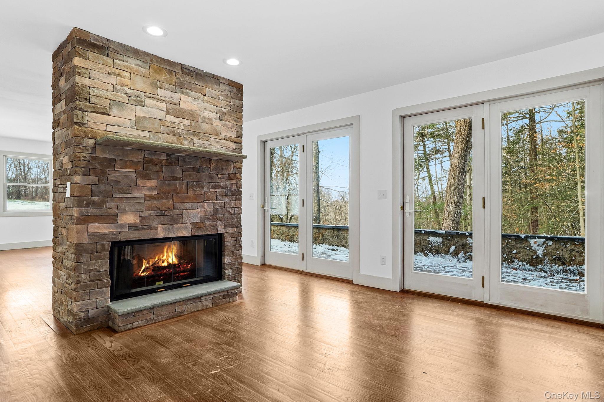 Rhinebeck, New York 12572, United States, 3 Bedrooms Bedrooms, ,3 BathroomsBathrooms,Residential,Active,251840