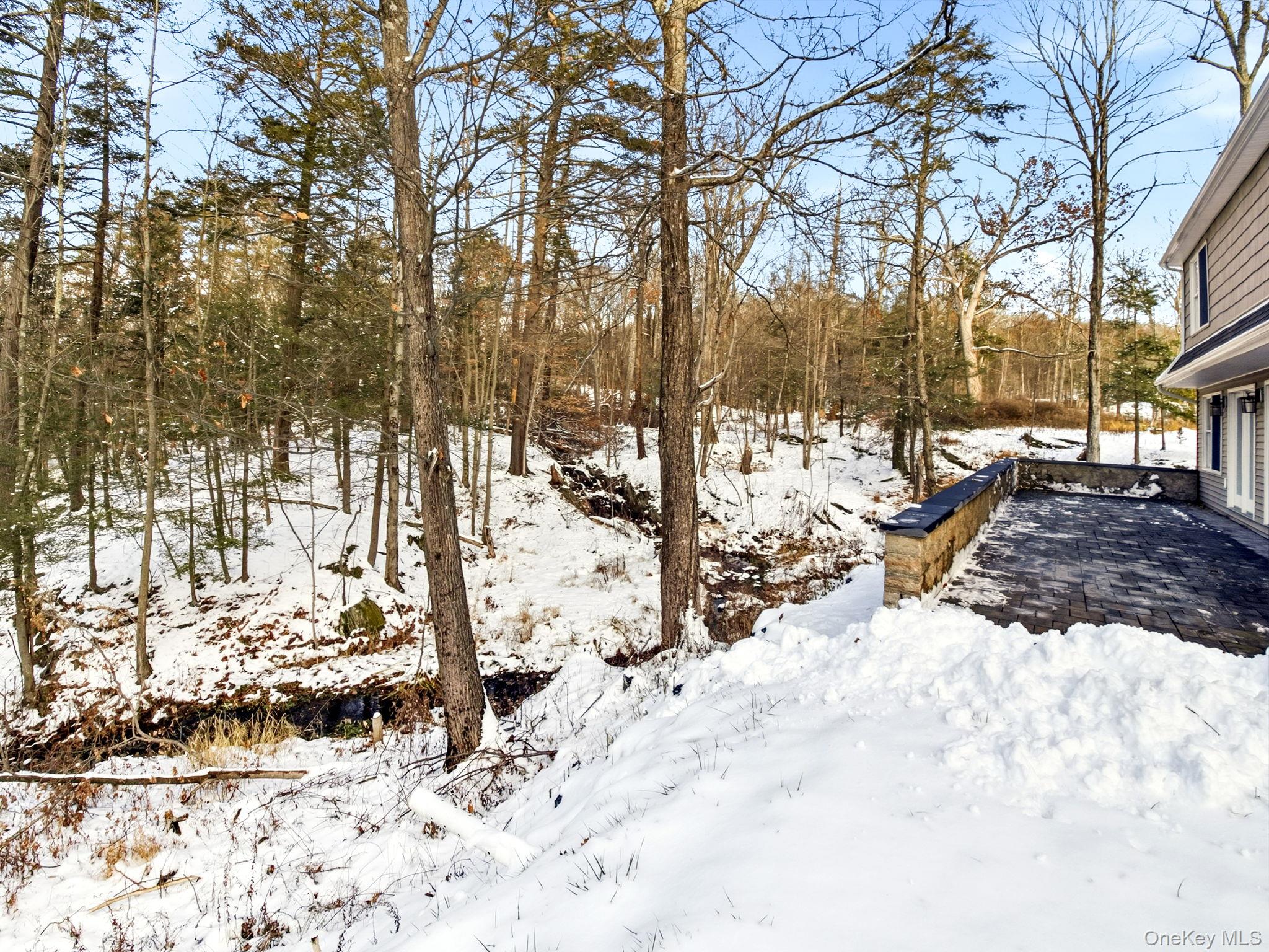 Rhinebeck, New York 12572, United States, 3 Bedrooms Bedrooms, ,3 BathroomsBathrooms,Residential,Active,251840