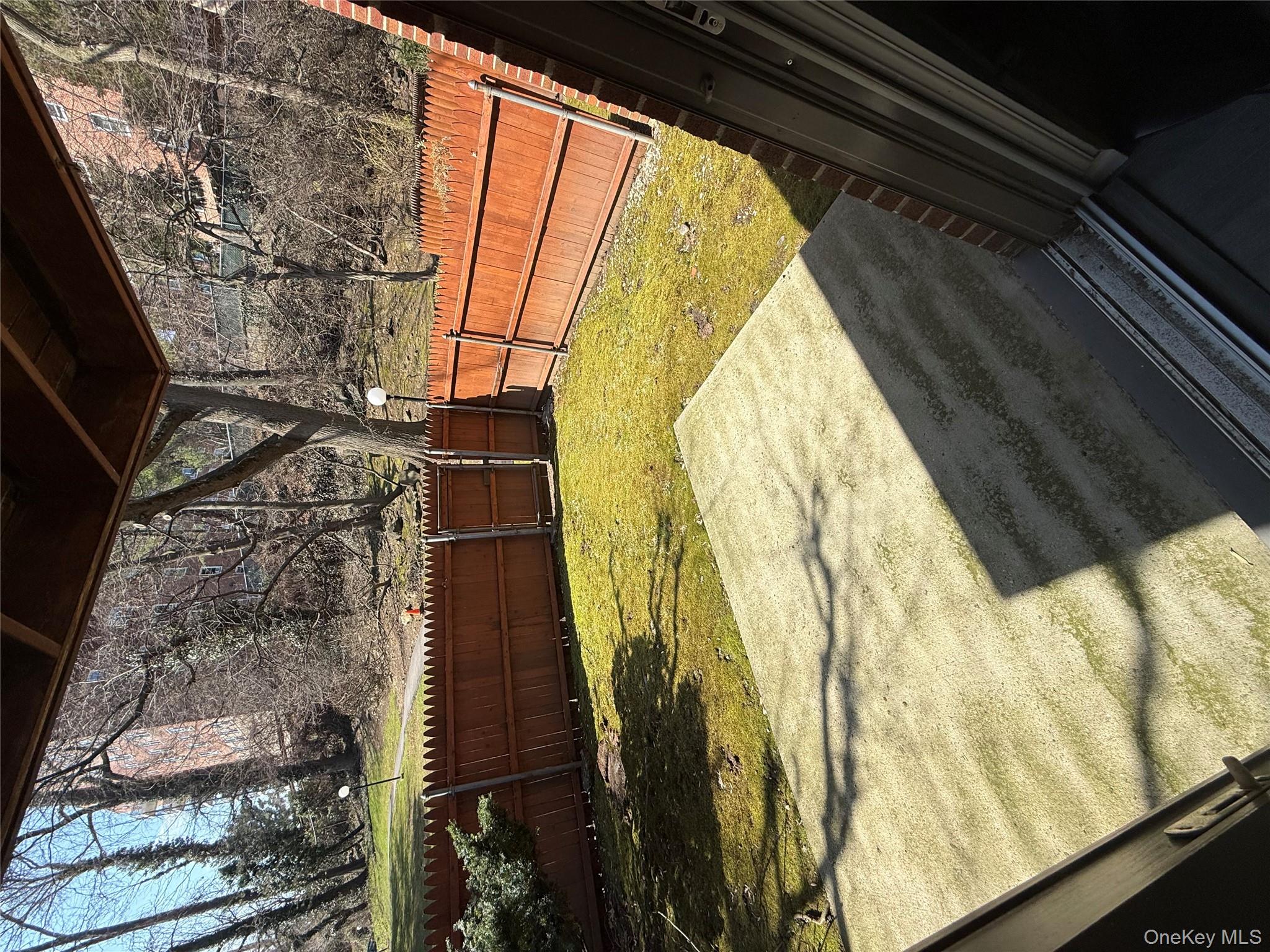 10 Bronxville Glen Drive 1