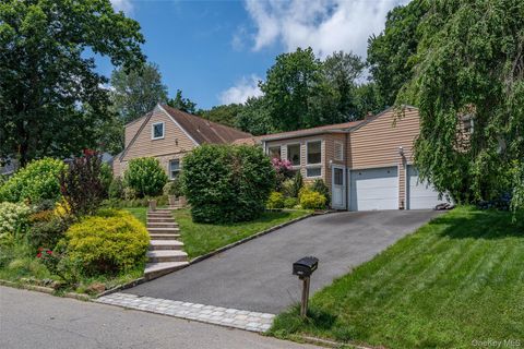 130 Wood Hollow Lane New Rochelle NY 10804