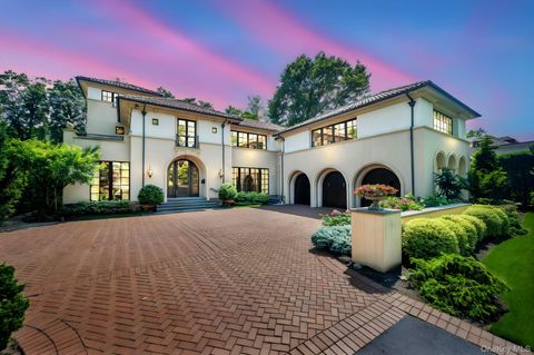 48 Nassau Drive Great Neck NY 11021