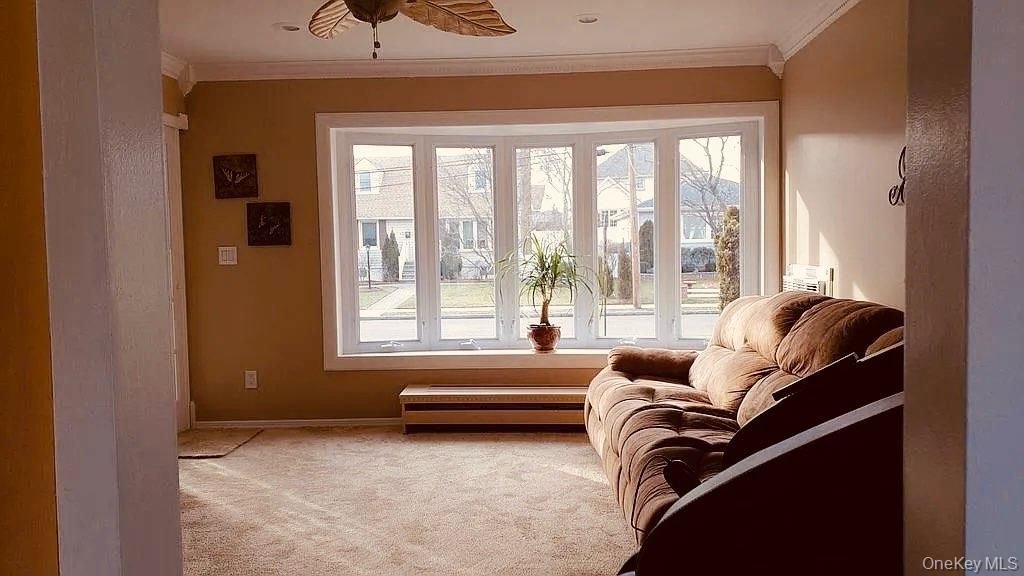 Photo of 77 Lynton Road, Albertson, NY 11507 (MLS # 959553)