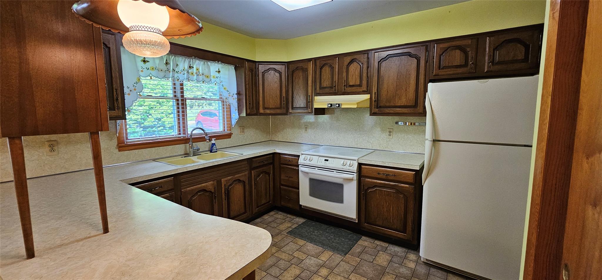 24 Buff Road, Lake Huntington, New York image 7