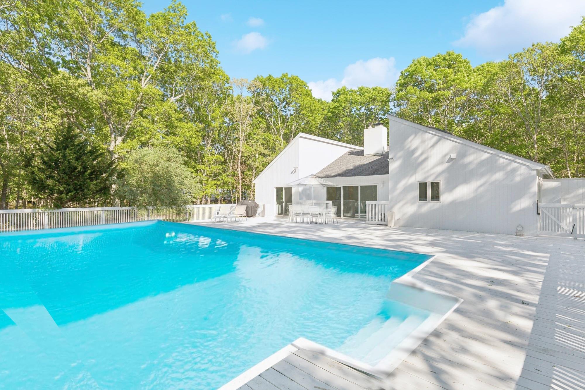 Rental Property at Merchants, Sagaponack, Hamptons, NY - Bedrooms: 3 
Bathrooms: 2  - $40,000 MO.