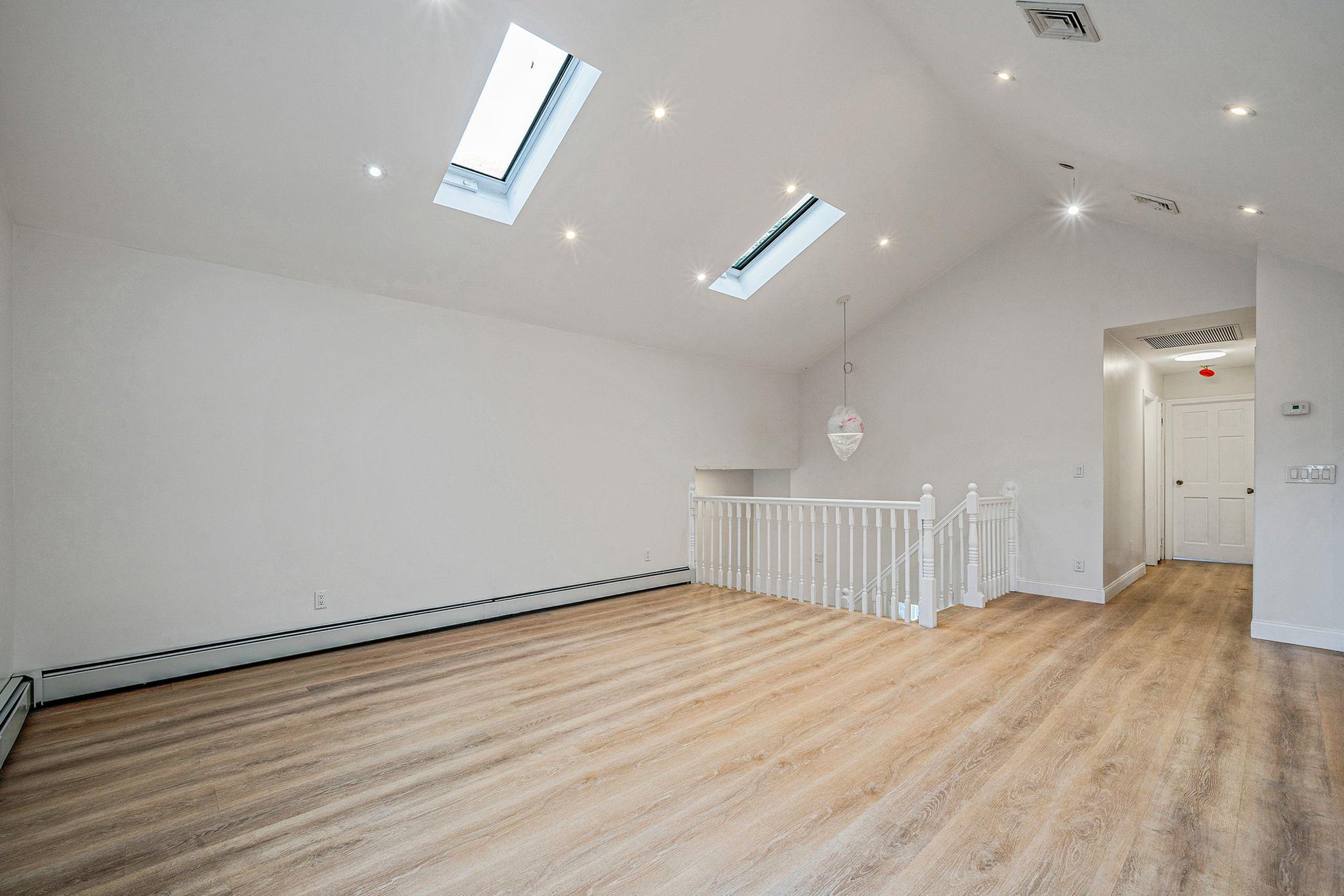 623 Dartmouth Street, Westbury, New York image 6