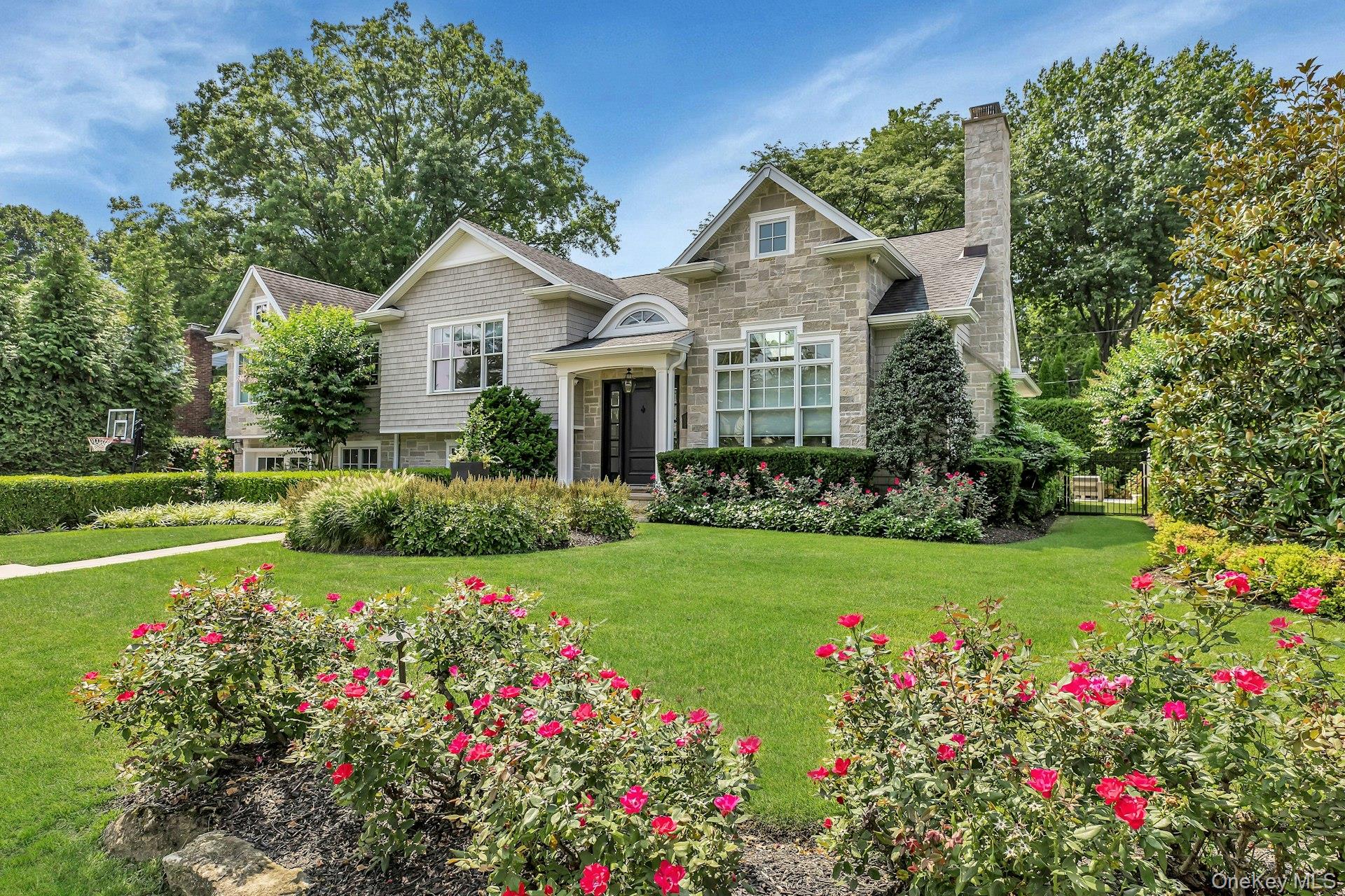 33 Harwood Drive E