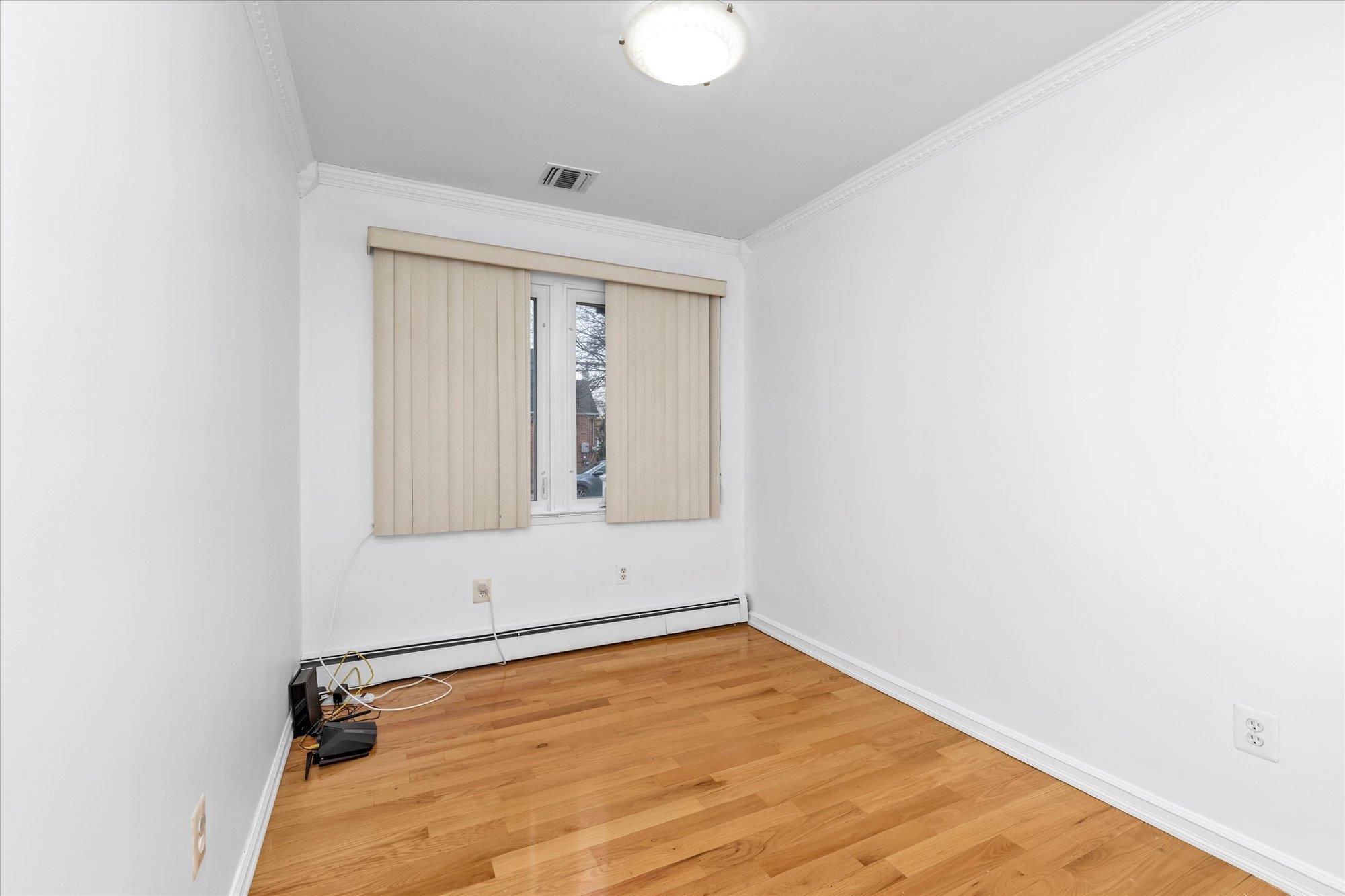 13640 243rd Street, Rosedale, New York image 6