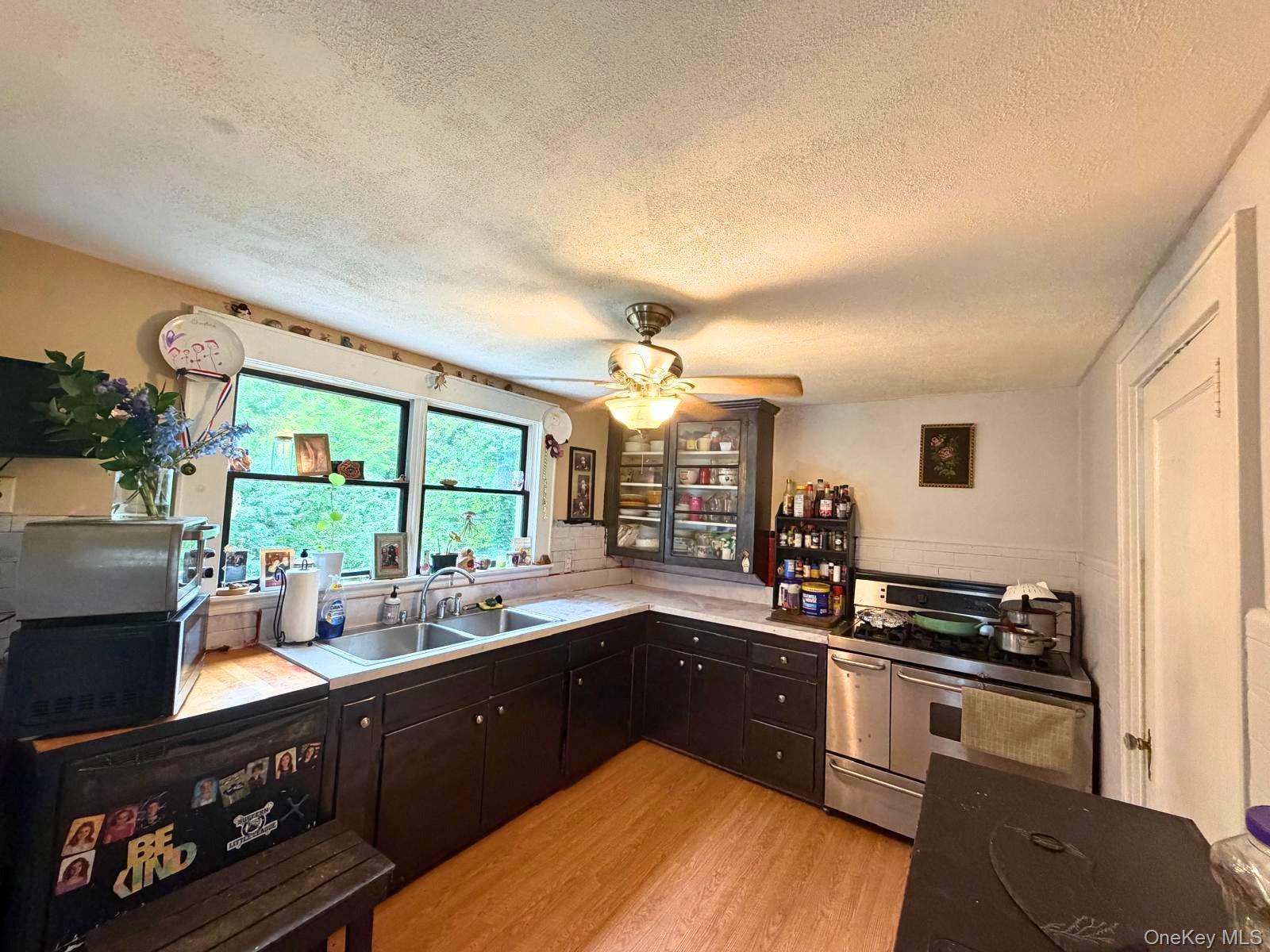6 Waldron Terrace