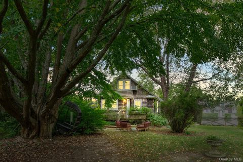 10 Pleasant East Hampton NY 11937