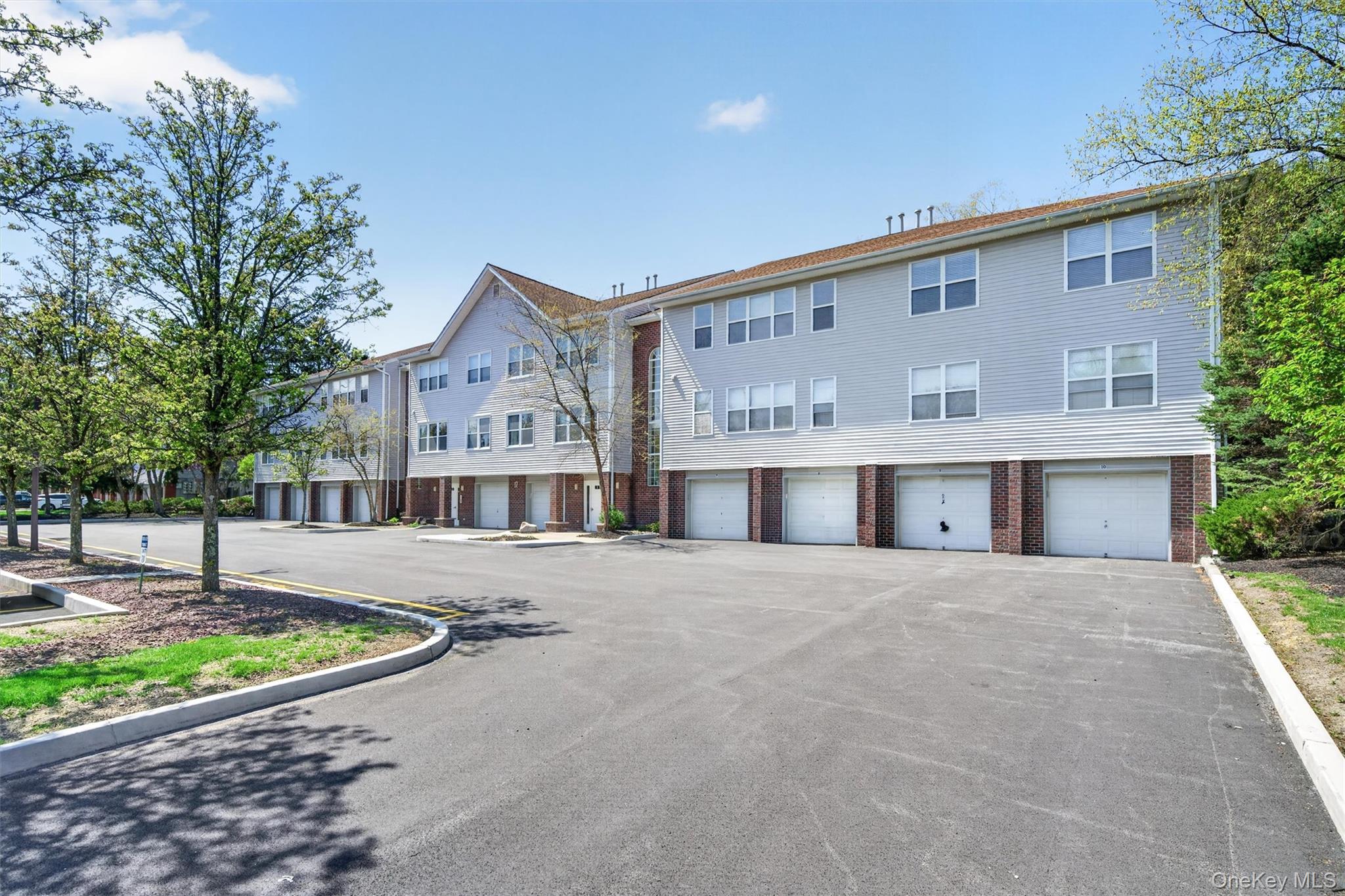 66 Deer Ct Drive