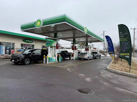 367 Sunrise Highway West Babylon NY 11704