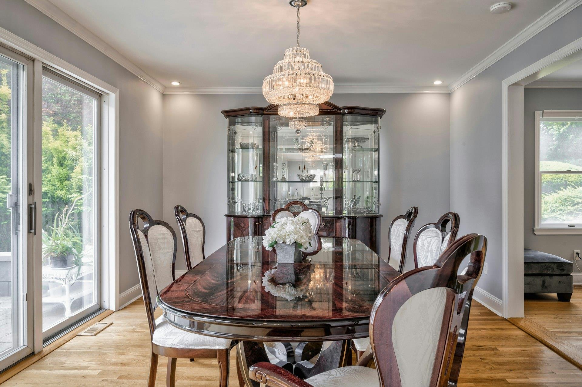 16 Andover Lane, Manhasset, New York image 13