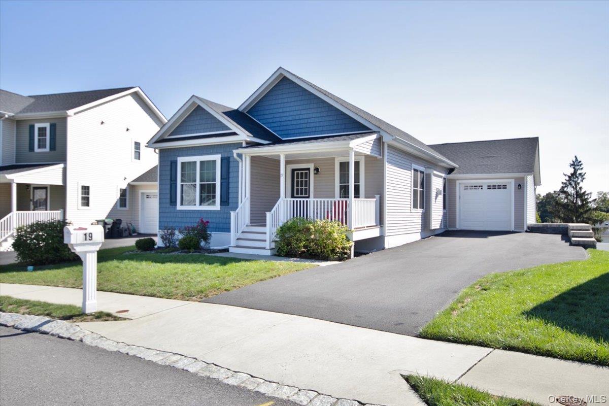 Highland, New York 12528, United States, 3 Bedrooms Bedrooms, ,3 BathroomsBathrooms,Residential,Active,209974