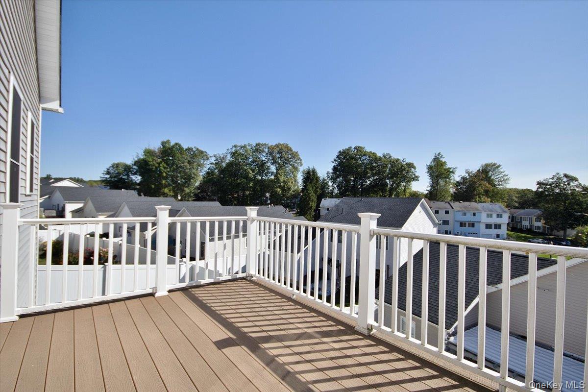 Highland, New York 12528, United States, 3 Bedrooms Bedrooms, ,3 BathroomsBathrooms,Residential,Active,209974