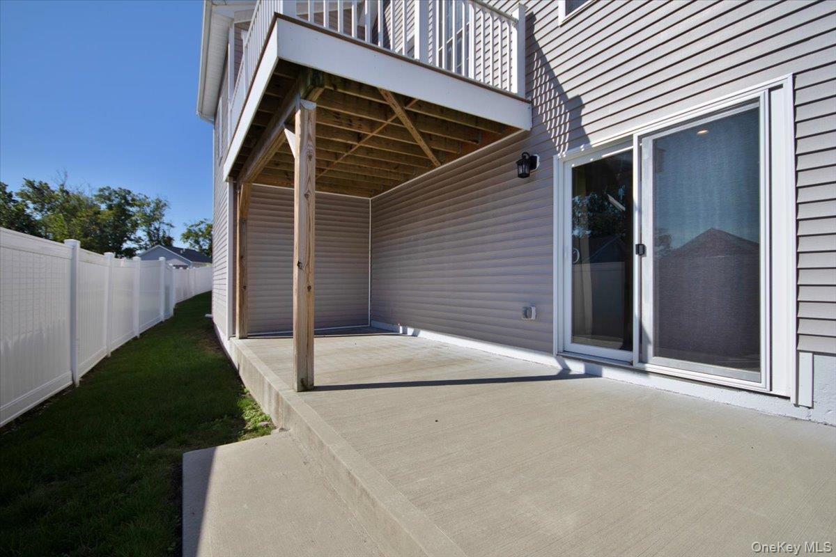 Highland, New York 12528, United States, 3 Bedrooms Bedrooms, ,3 BathroomsBathrooms,Residential,Active,209974