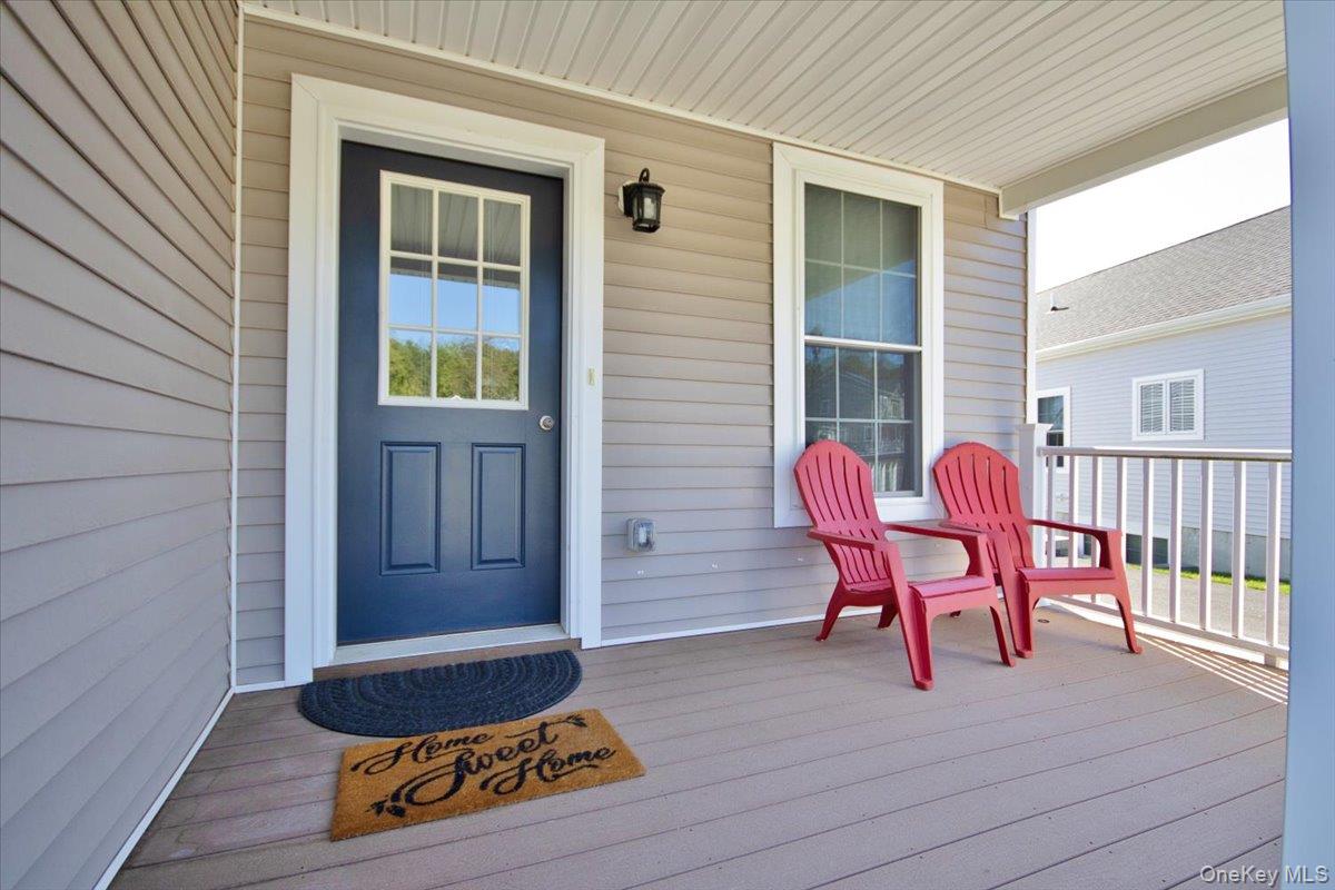 Highland, New York 12528, United States, 3 Bedrooms Bedrooms, ,3 BathroomsBathrooms,Residential,Active,209974