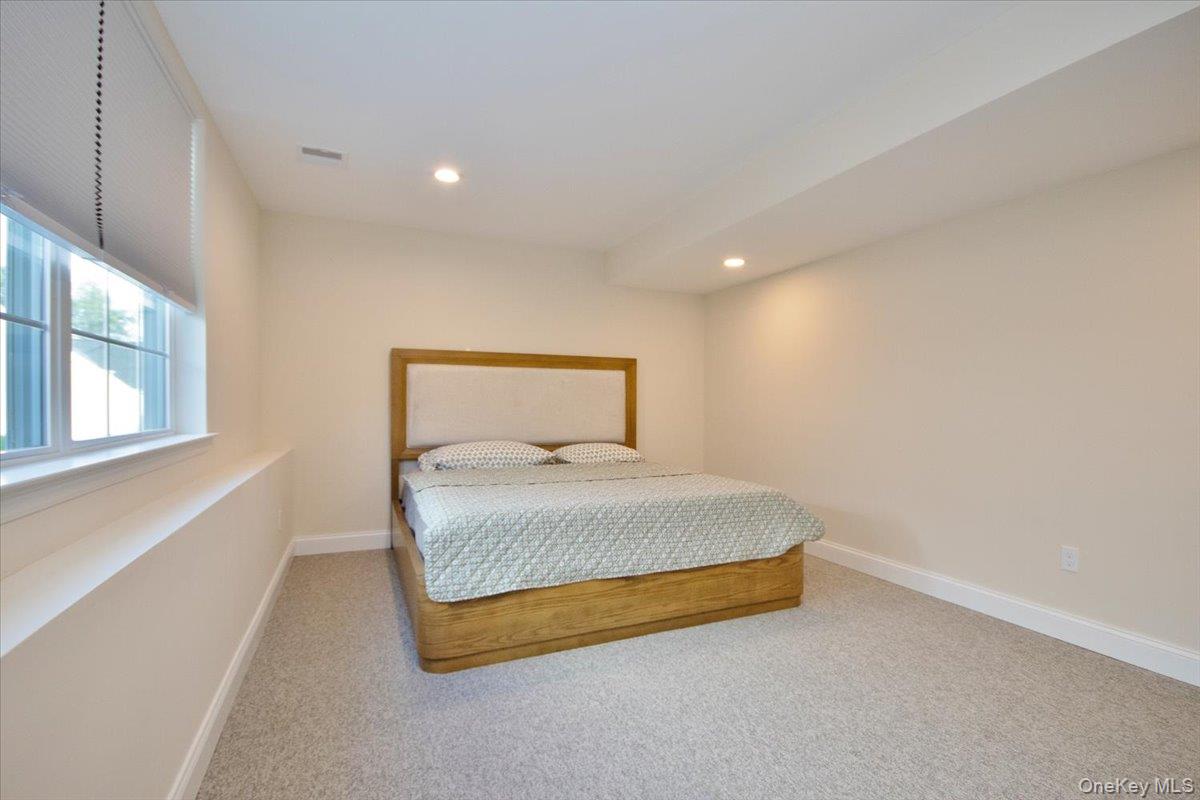 Highland, New York 12528, United States, 3 Bedrooms Bedrooms, ,3 BathroomsBathrooms,Residential,Active,209974