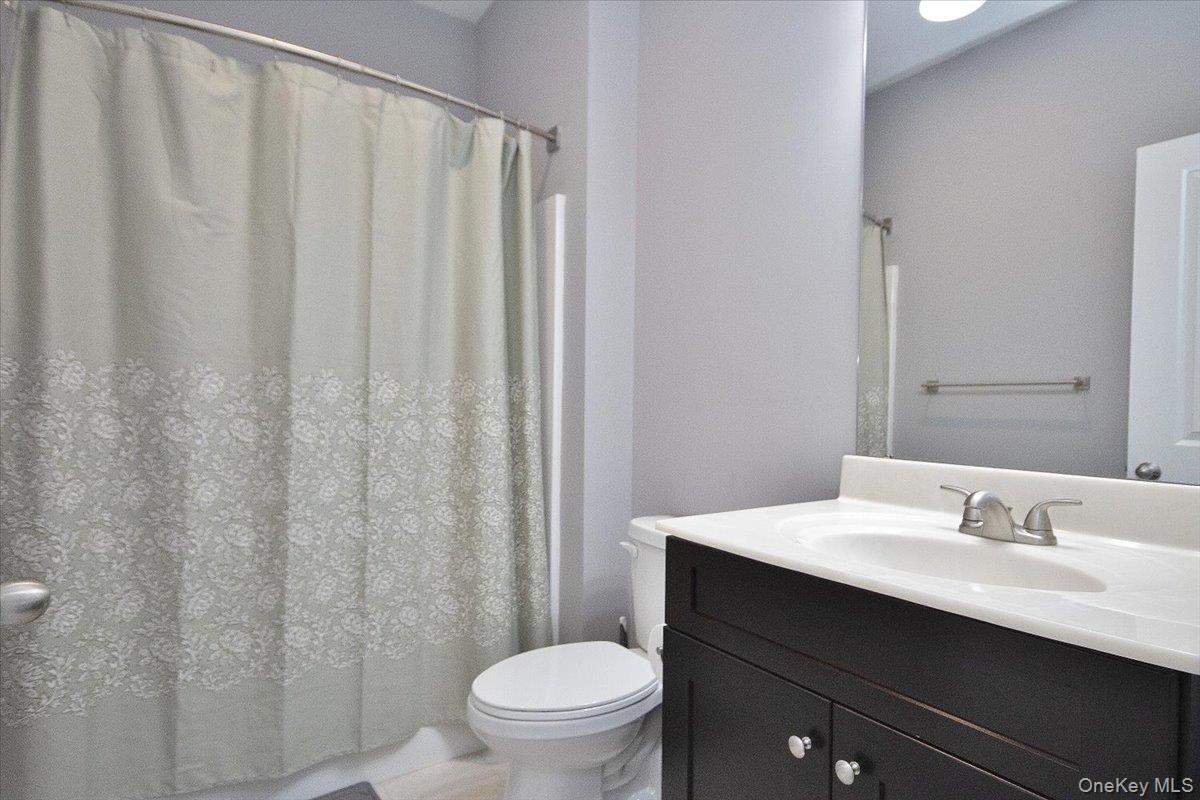 Highland, New York 12528, United States, 3 Bedrooms Bedrooms, ,3 BathroomsBathrooms,Residential,Active,209974