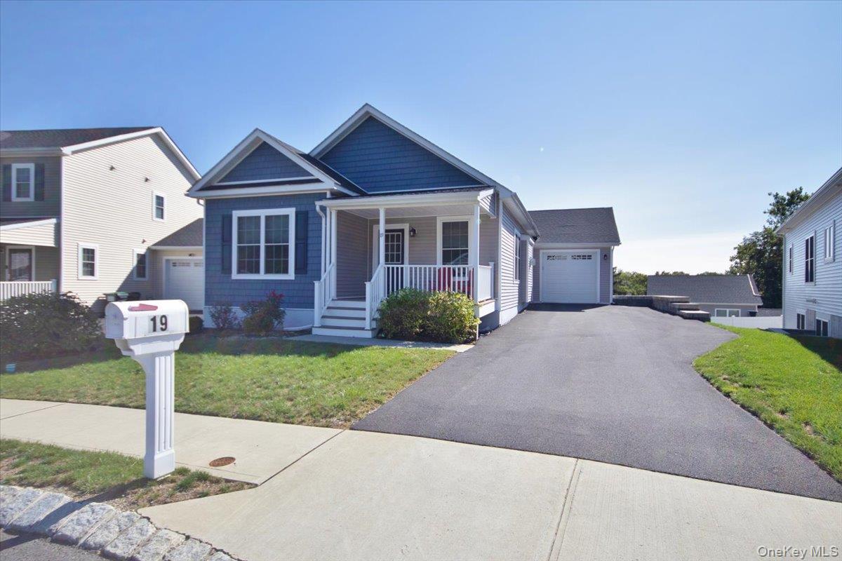 Highland, New York 12528, United States, 3 Bedrooms Bedrooms, ,3 BathroomsBathrooms,Residential,Active,209974