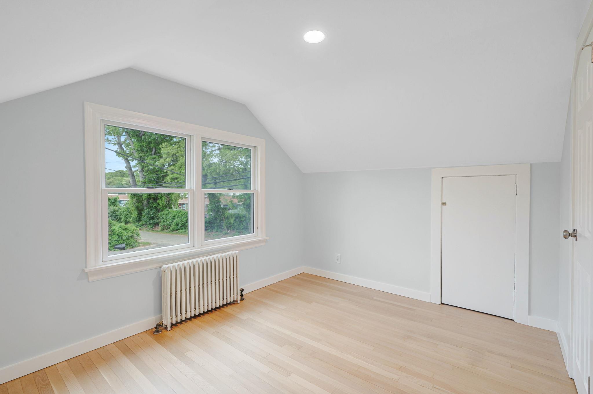 30 Millbrook Lane, Riverhead, New York image 17