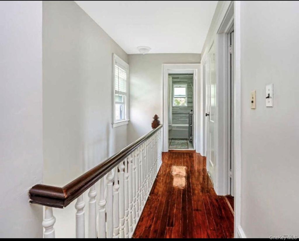 Photo of 19 Hamilton Pl, Hempstead, NY 11550 (MLS # 942764)