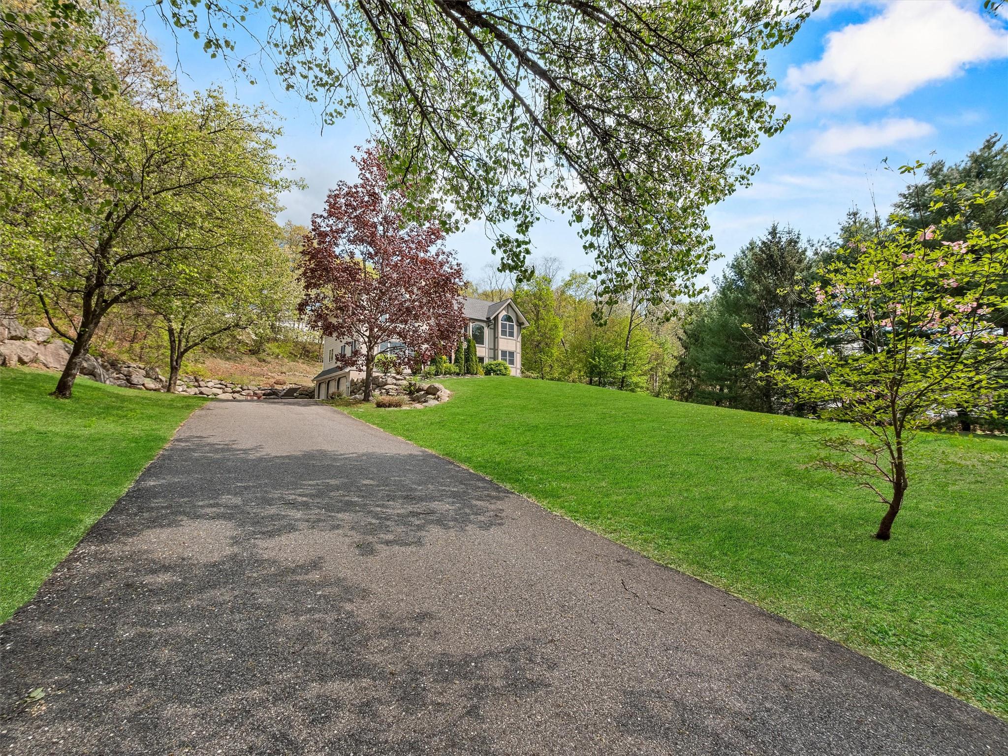 24 Table Rock Road