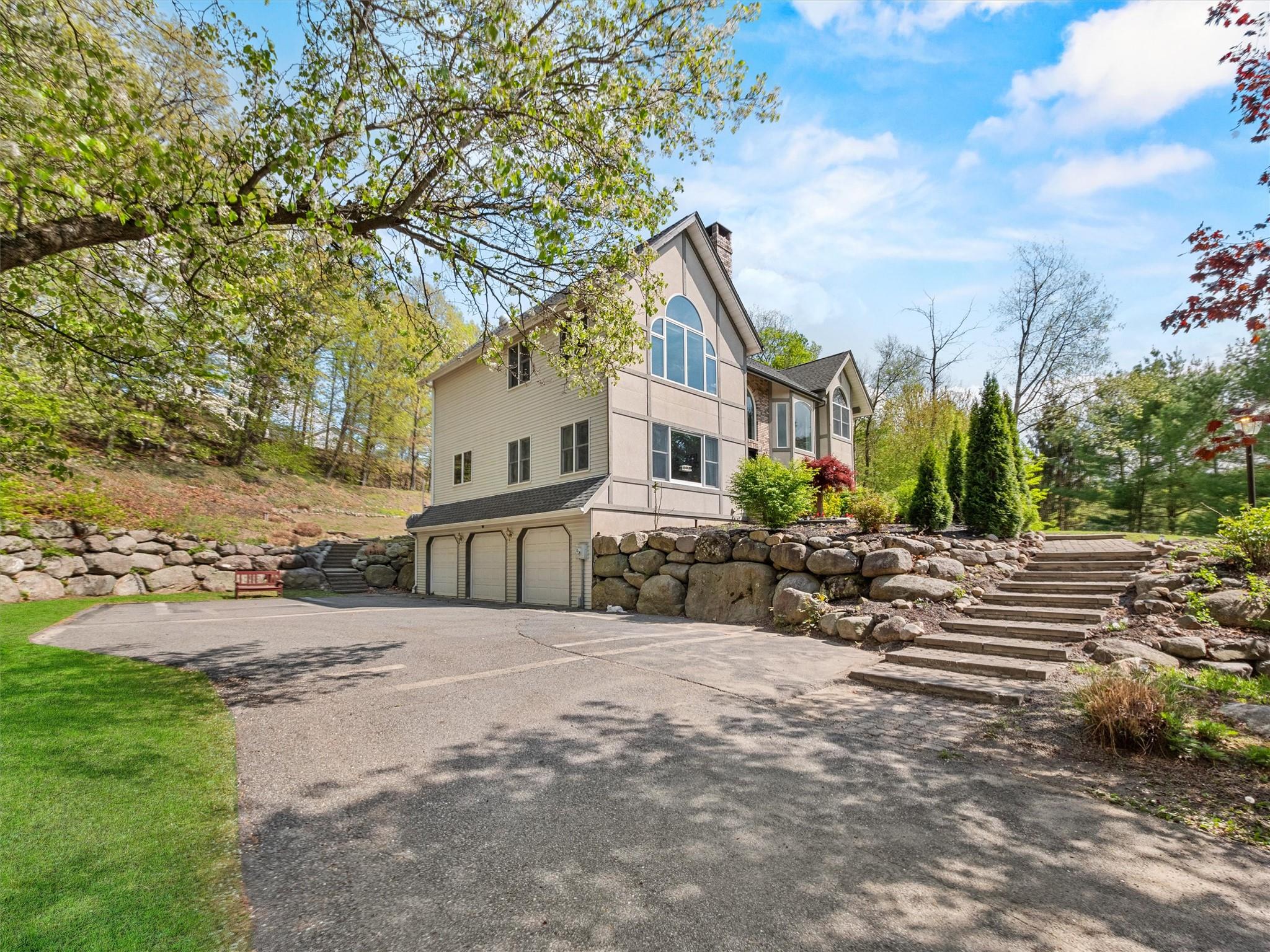 24 Table Rock Road