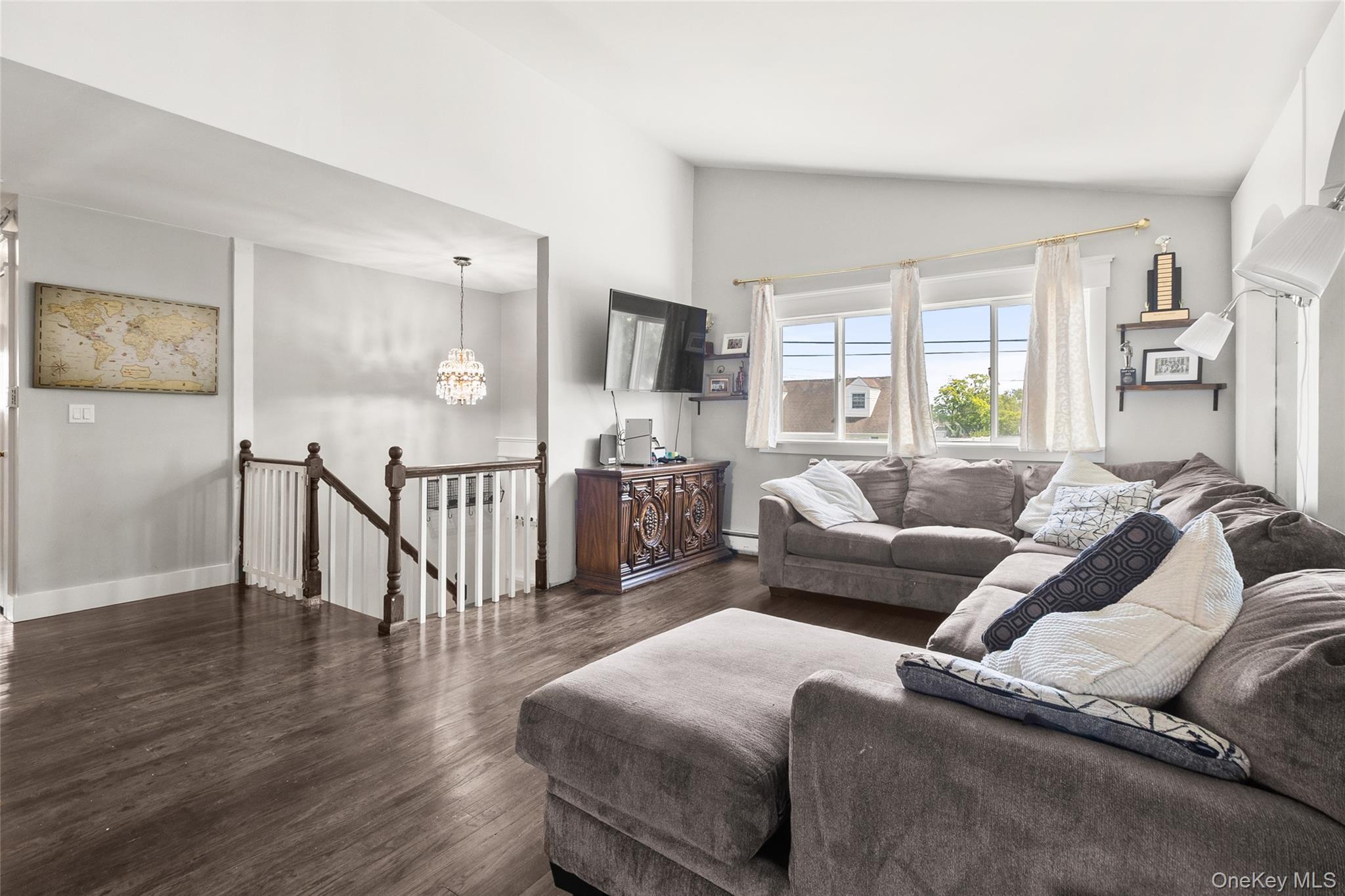 14 Plain Street - Photo 3
