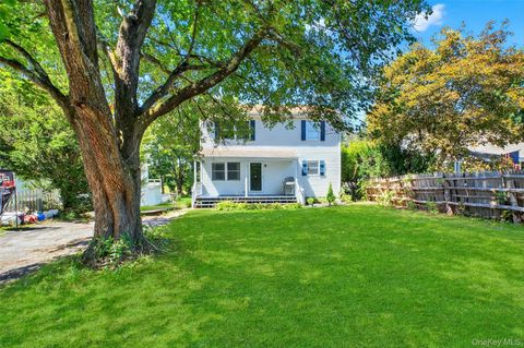 Homes For Sale - 18 Mcgeeville Court<br/> Poughquag, NY 12570