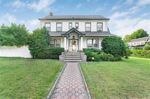 Hawthorne Terrace, Mount Vernon, New York - 6 Bedrooms  
4.5 Bathrooms - 