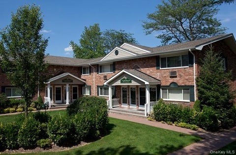 Apartment For Rent - 10 Westgate Drive #FA05<br/> Suffolk County, Bohemia, NY 11716