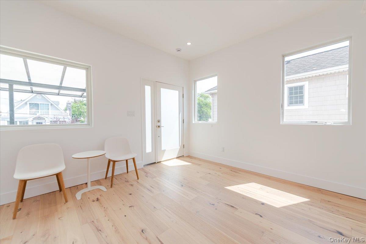 Atlantic Beach, New York 11509, United States, 4 Bedrooms Bedrooms, ,4 BathroomsBathrooms,Residential,Active,175196