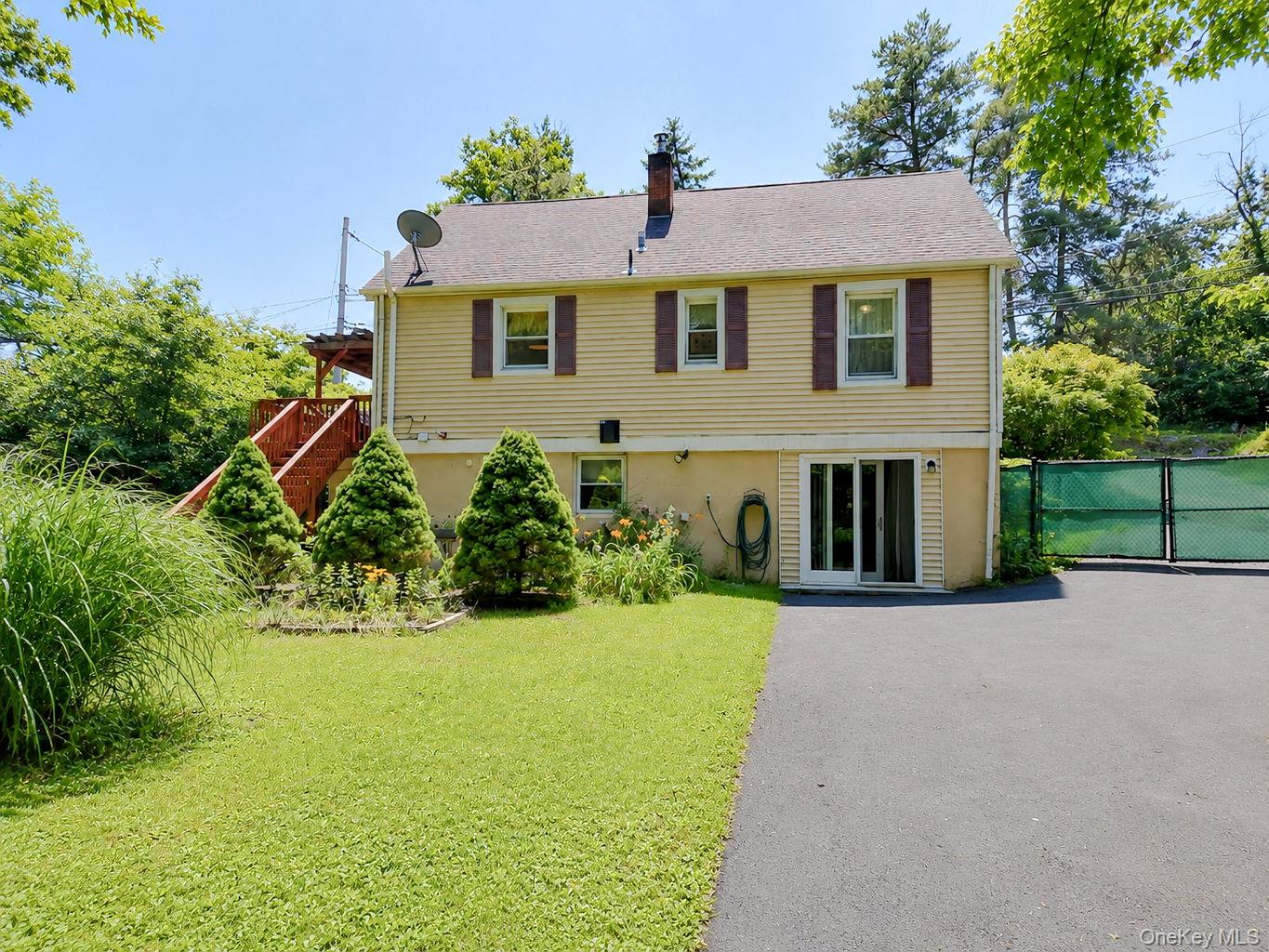 11 Garrison Road