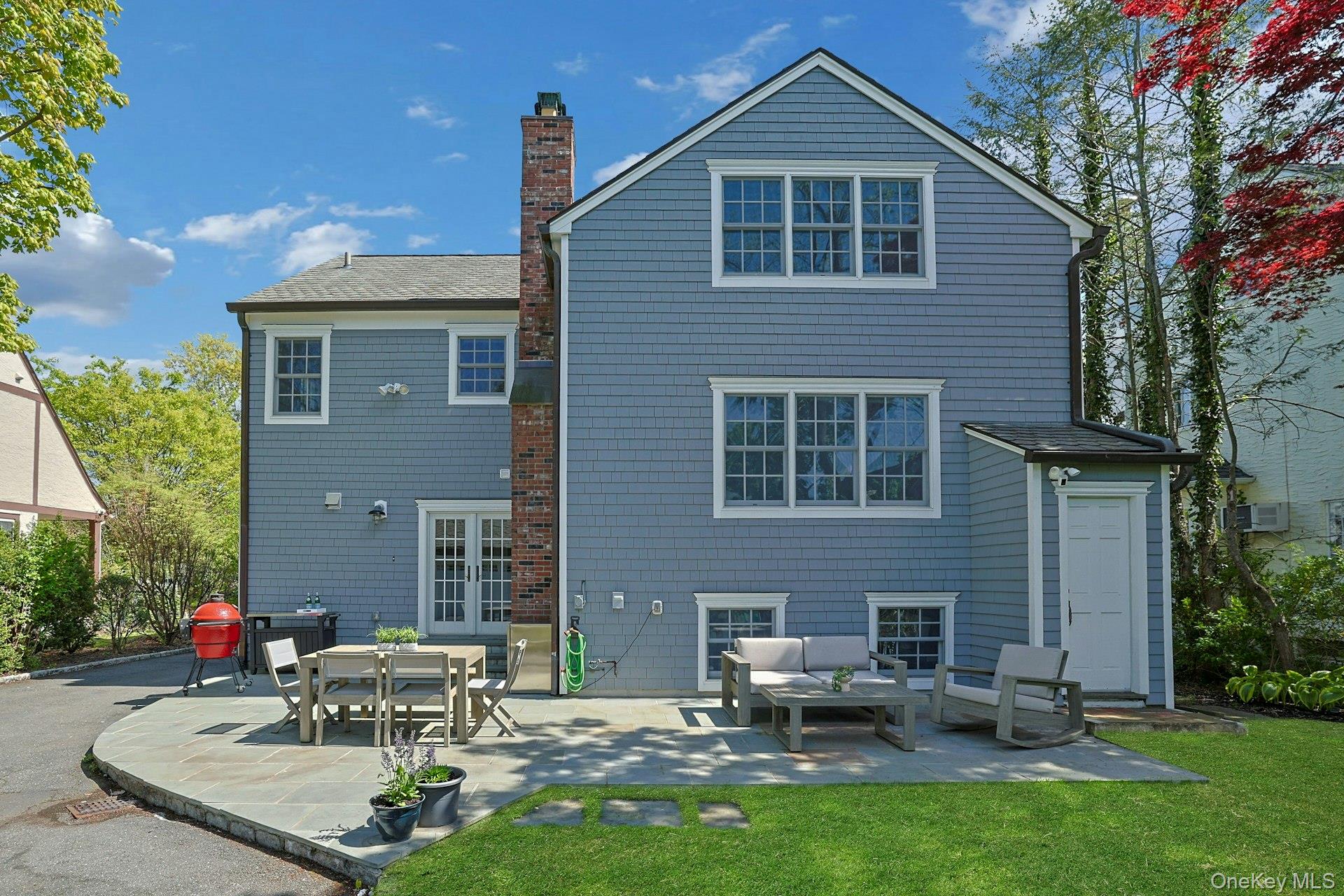 33 Lawrence Road
