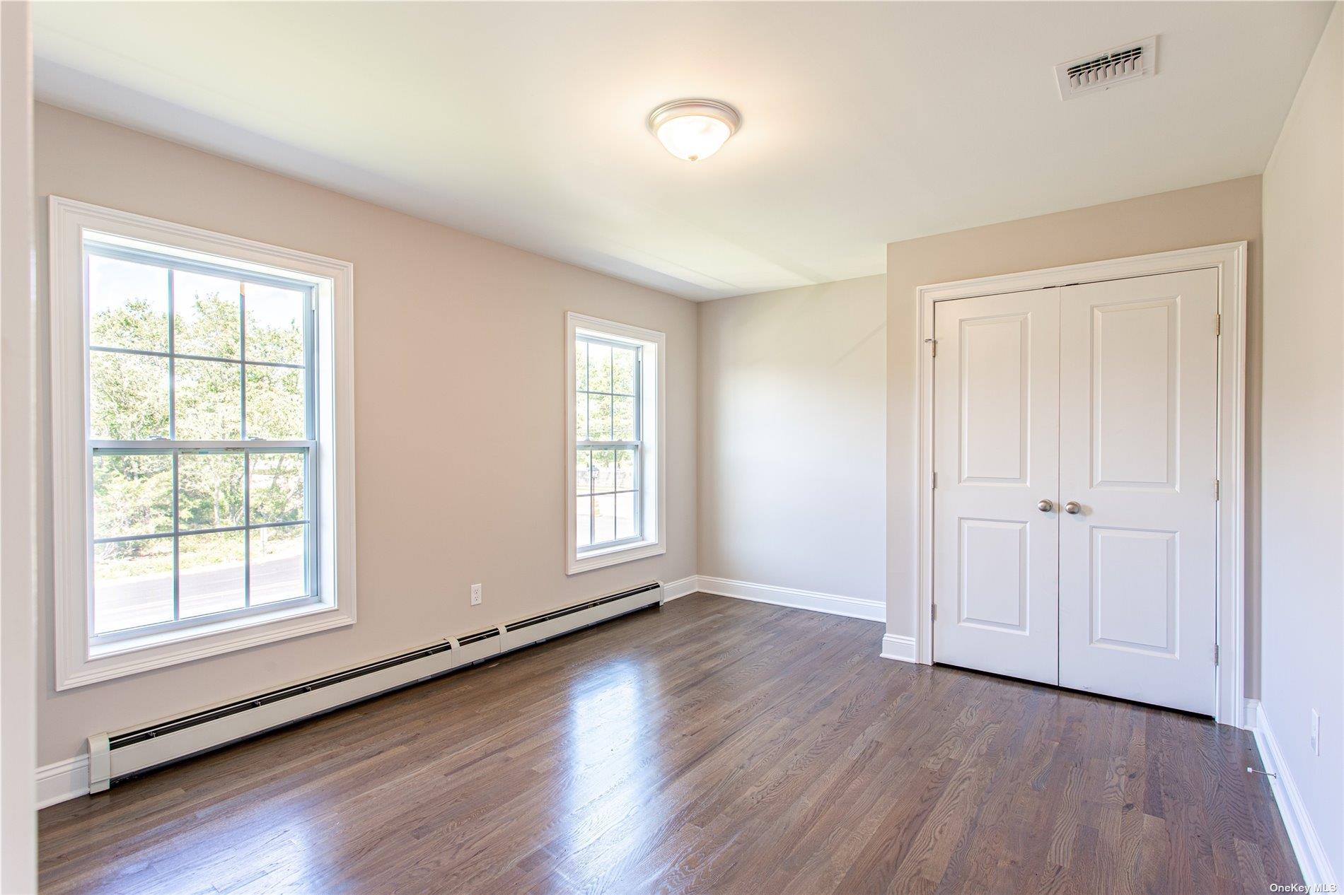 Tbb Baywood Estates, Center Moriches, New York image 6