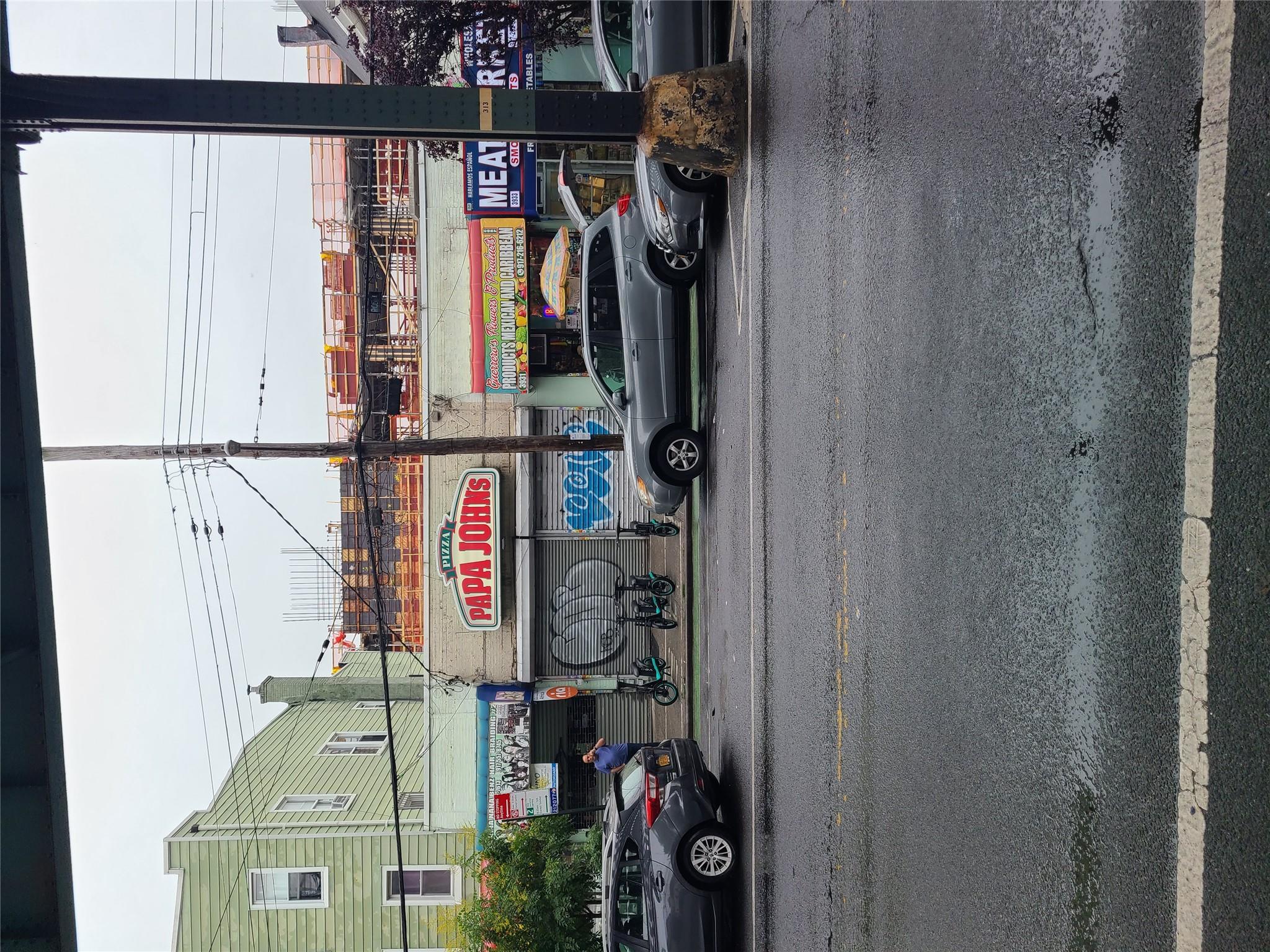 3925 Whiteplains
