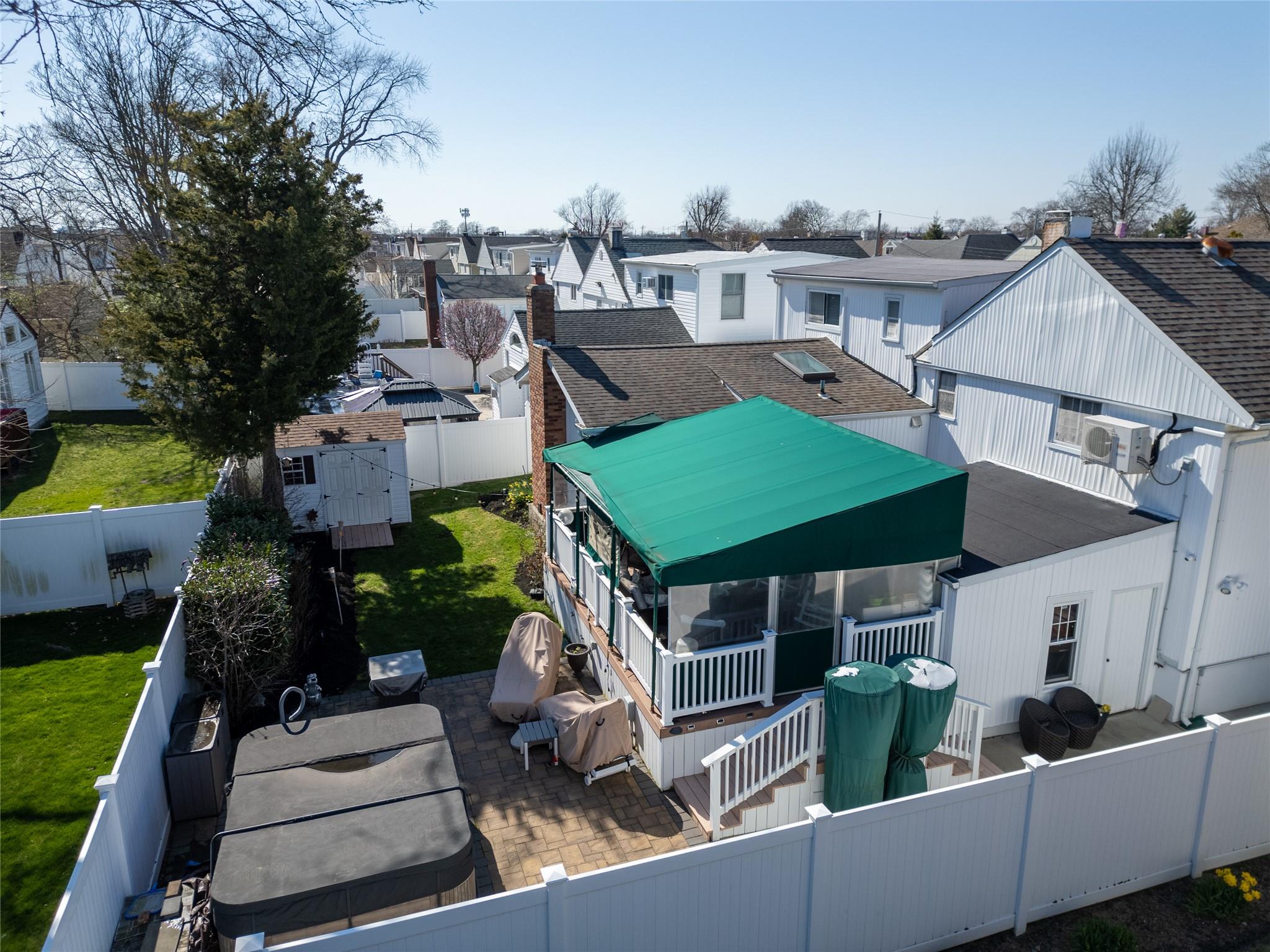 197 W Henrietta Avenue, Oceanside, New York image 21
