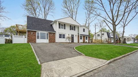 Photo of 35 John Street, Port Jefferson Station, NY 11776 (MLS # 962671)