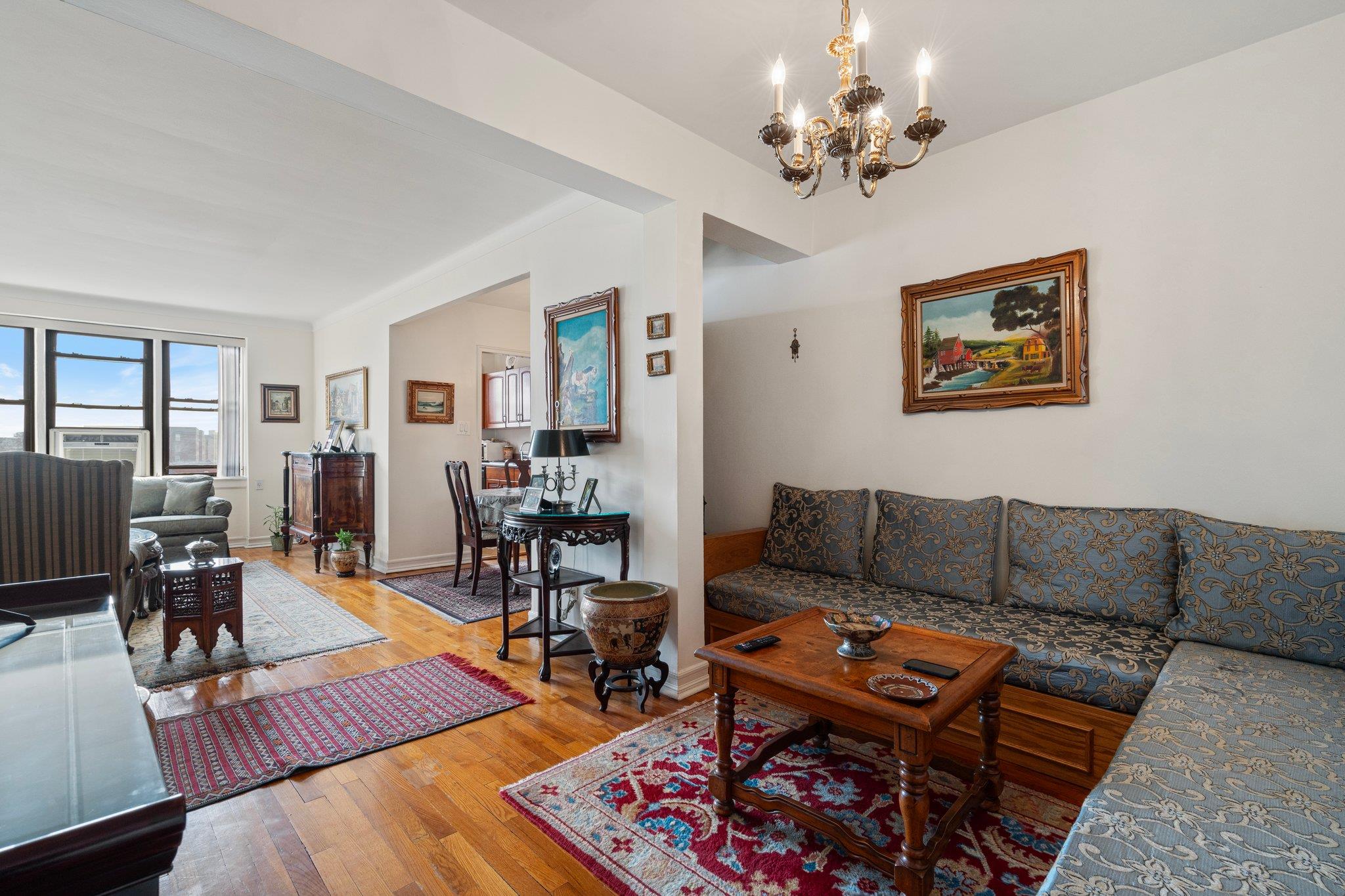 143-50 Hoover Avenue Ave #512, Briarwood, New York image 6