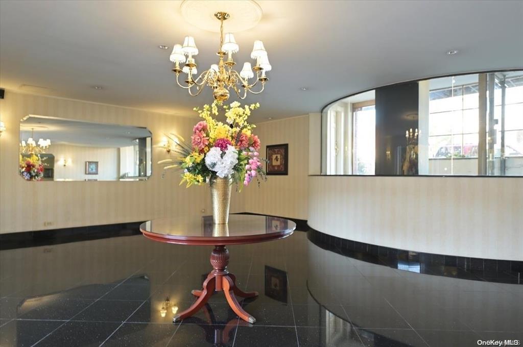 143-50 Hoover Avenue Ave #512, Briarwood, New York image 3