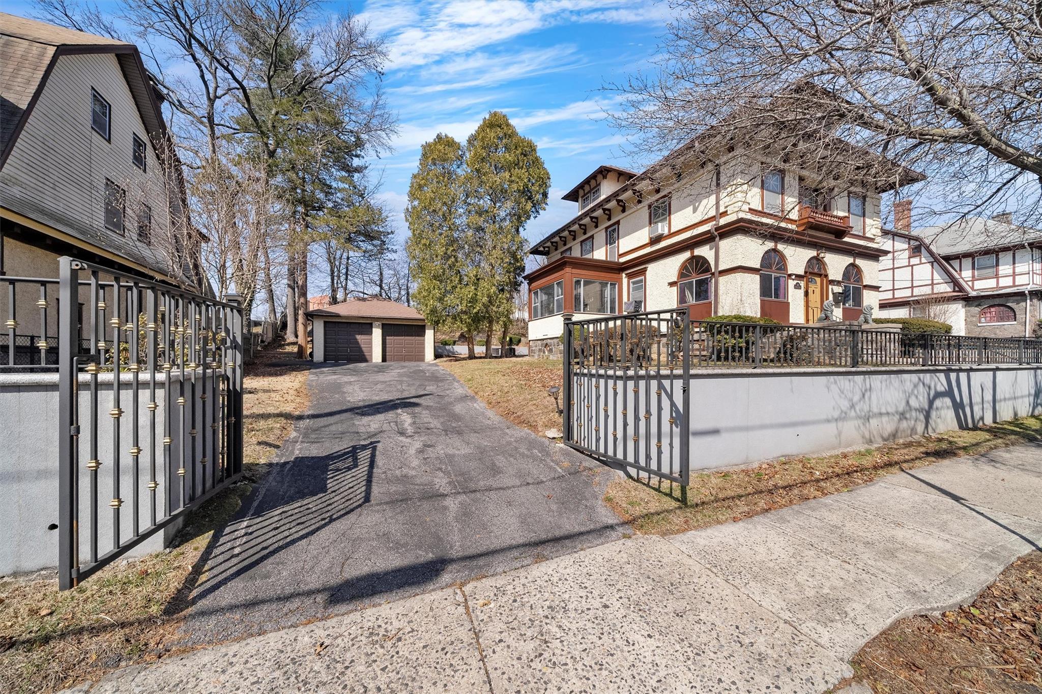 322 Langdon Avenue, Mount Vernon, New York image 2