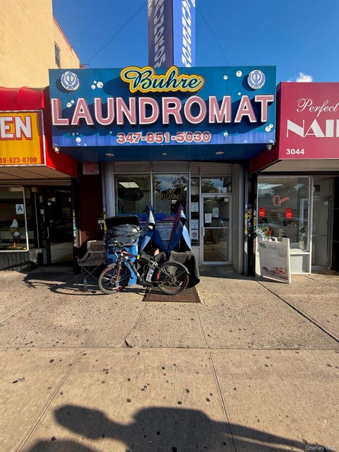 Photo of 3046 Buhre Ave AVE, Bronx, NY 10461 (MLS # 1047474)