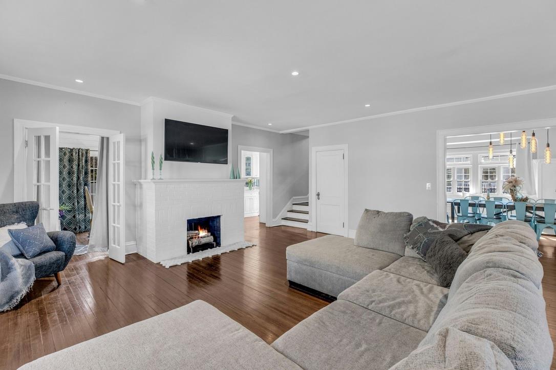 311 Handsome Avenue, Sayville, New York image 2
