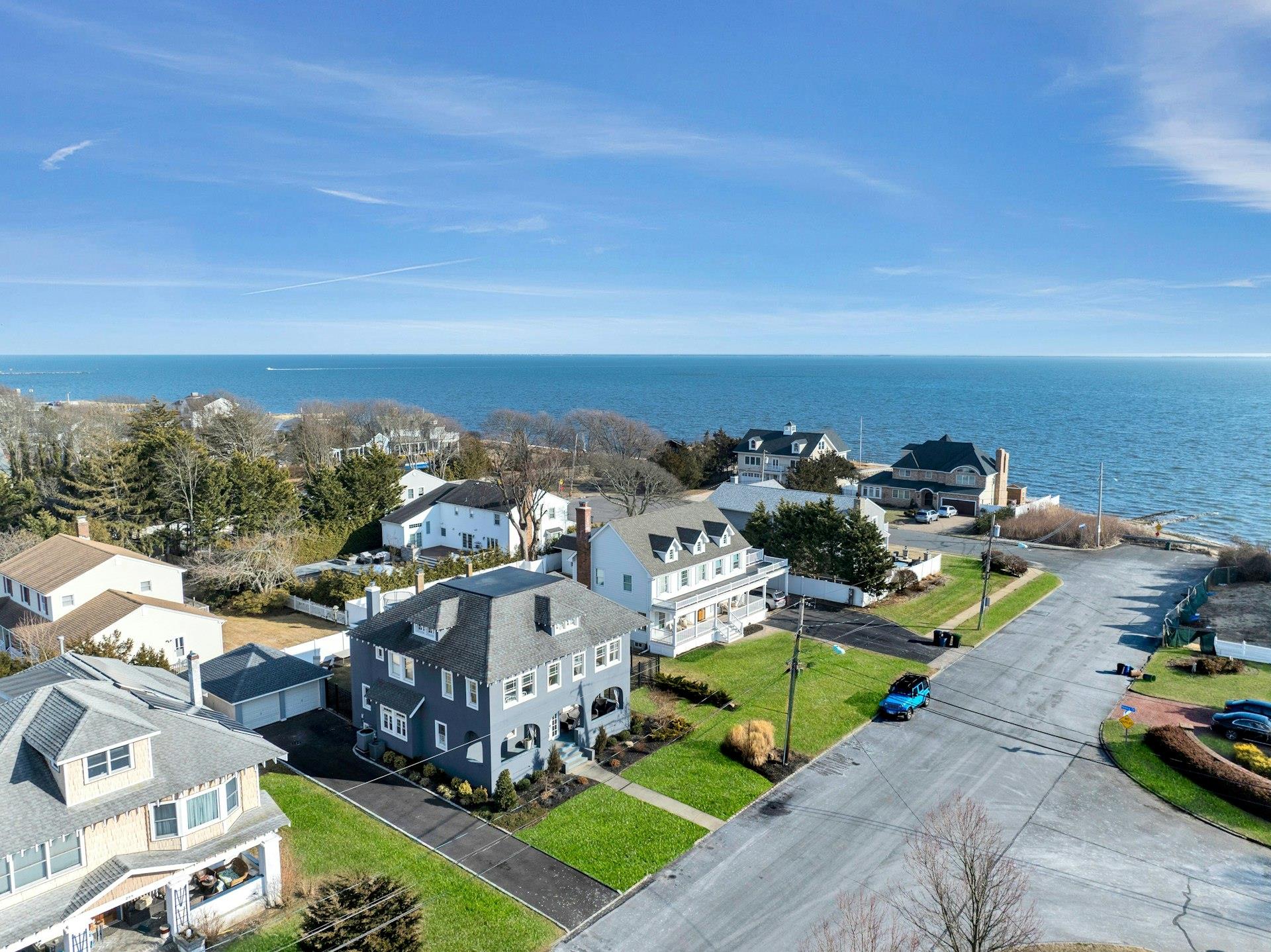 311 Handsome Avenue, Sayville, New York image 29