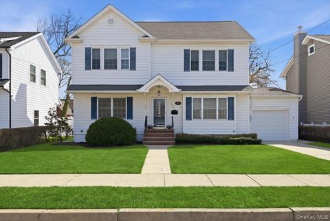 Homes For Sale - 95 Pacific Street<br/> Massapequa Park, NY 11762