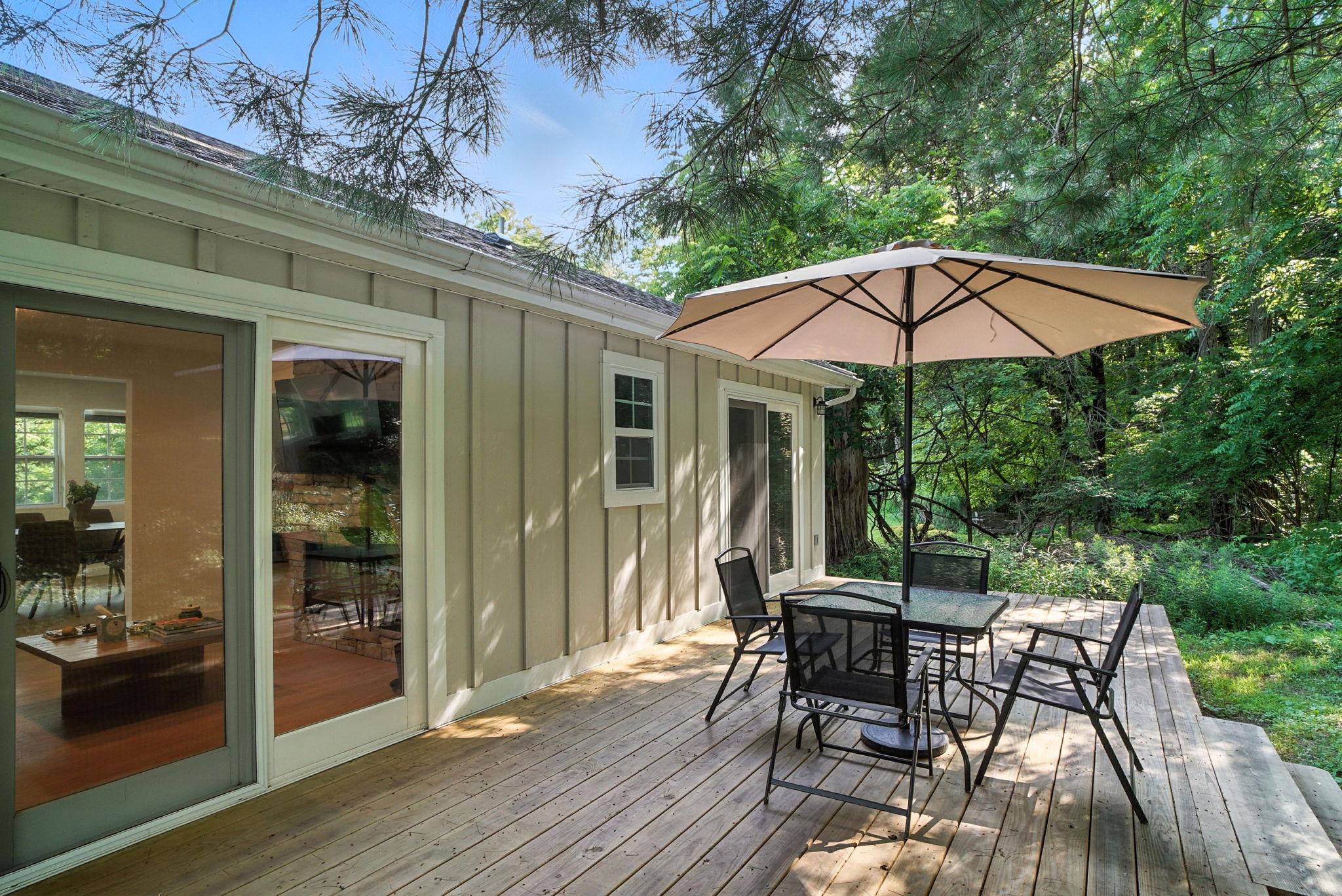 7 Fayer Court